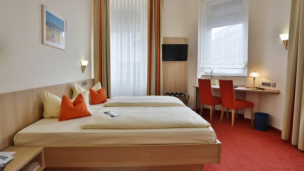 קרלסרוהה City Partner Hotel Berliner Hof מראה חיצוני תמונה